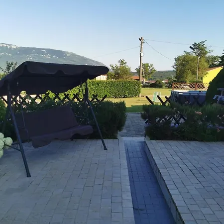 Family-friendly With Swimming Pool Cepic, Istria - Sredisnja Istra - 11636 아파트 Zatka Cepic